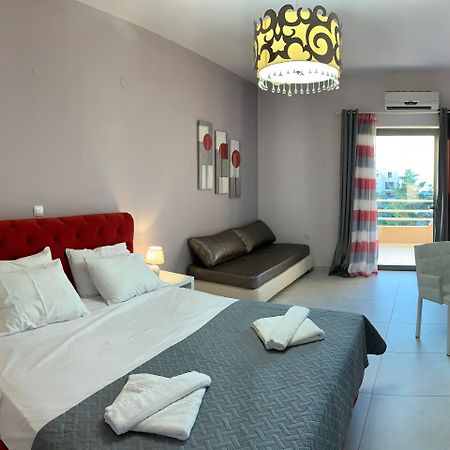 Dioni Hotel Adelianos Kampos Extérieur photo