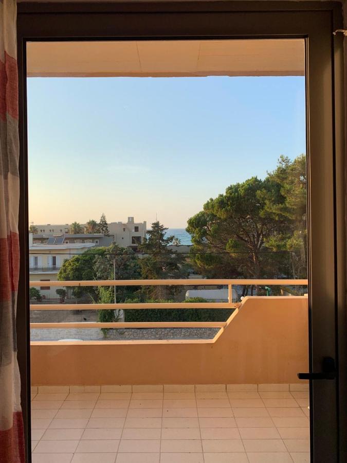 Dioni Hotel Adelianos Kampos Extérieur photo