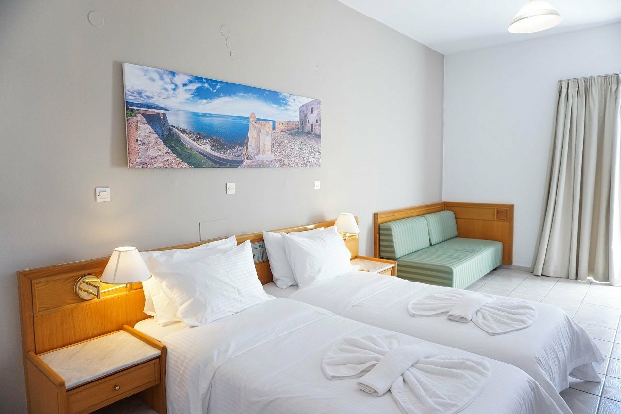 Dioni Hotel Adelianos Kampos Extérieur photo